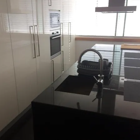 Be Lisbon Residence Laranjeiras Homestay szállás *